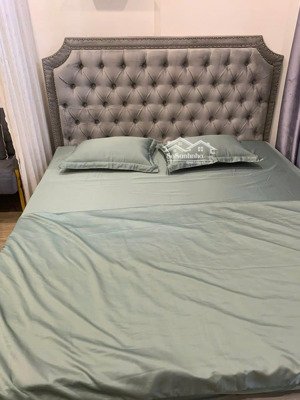 chính chủ tôi cần cho thuê studio tòa sa2 phân khu sakura full đồ như ảnh giá 6tr5