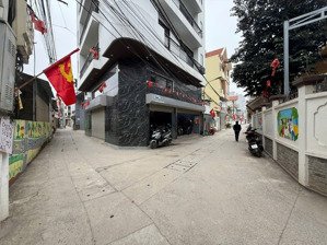 bán nhà 3 tầng dân xây tại song phương, ô tô đỗ cửa giá dẻ