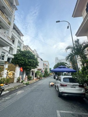 siêu phẩm quận 1. chỉ 18 tỷ tl sở hữu ngay nhà mặt tiền,phường tân định. dt 4 x 16m (64m2)vuông vức