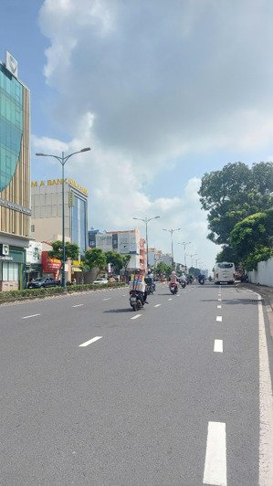 siêu phẩm chủ bán đất 2 mặt tiền đường 8m nhánh lê văn việt 10*25 khu cán bộ, biệt thự gần chợ tnpa