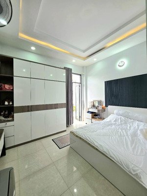 bán nhà đẹp vòng xoay lê đại hành bình thới hẻm xe tải 40m2 4 tầng chỉ 8.3 tỷ
