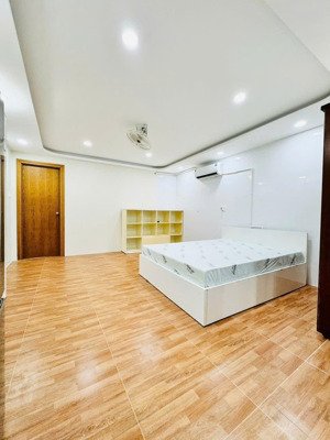 cho thuê phòng trọ full nội thất dạng một phòng ngủ tách bếp gần ngã tư ga, dh nguyễn tất thành