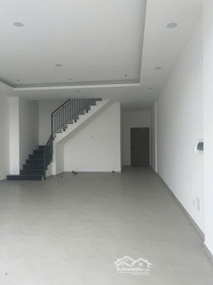 sổ hồng lâu dài 120m2 - giá vat 8.7 tỷ giãn 24 tháng hỗ trợ 600k/m2 - shophouse mt q9