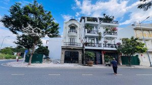 không gian sống phản ánh gu và tầm của người sở hữu.