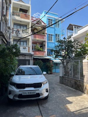 giá hợp lý - cho nhà hẻm xe hơi- phú nhuận