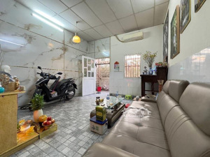 nhà ngang hiếm 5.2m lõi quận 4 giá trị thật, tiềm năng thật 2 tầng 65m2 giá chỉnh nhỉnh 7 tỷ