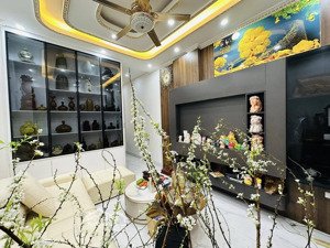 gấp! nhà công viên hòa bình - bắc từ liêm, 40m2, 5t, ngõ rộng, sát oto, ở tốt, kinh doanh.