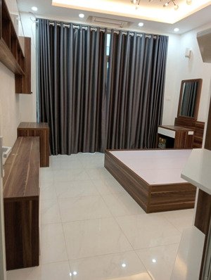 cho thuê nhà riêng 144 phương liệt- thanh xuân, mt 4.5, thoáng trước sau, kinh doanh, ô tô 16 tr