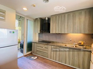 mua nhà đón tết rừng cọ bán 83m² view, vườn tùng toà a trung tâm, tầng đẹp- 4.6x tỷ