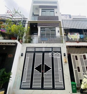 ngay đh sư phạm kỹ thuật sẵn hd thuê 15tr/tháng chính chủ căn lê văn chí sổ hồng đường 5m mt 40m