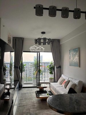 chính chủ gặp vấn đề tài chính cần bán gấp flora novia thủ đức 75m2