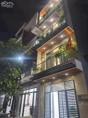 Siêu Phẩm Nhà Phố Cực Đẹp Lê Văn Khương. 64m2, 4 Tầng ngang 4,5m Đường 10m xe hơi ngủ trong nhà