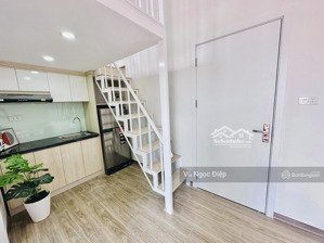 bán tòa chdv cạnh đh hà nội 130m2 8 tầng 40pkk doanh thu 2.2 tỷ/năm giá hơn 30 tỷ