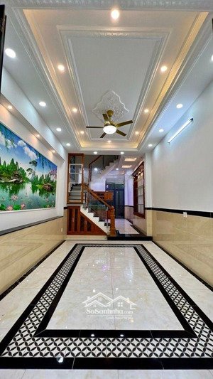 ô-tô ngủ trong nhà, 4 tầng, ngay trục đường lk 5-6