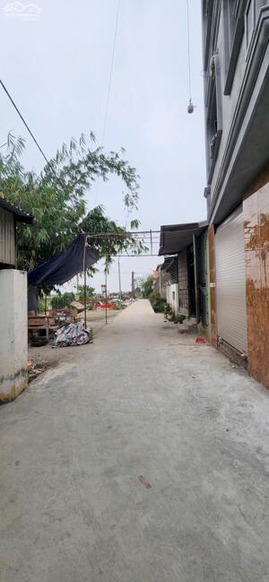 BÁN NHÀ KIM CHUNG – HOÀI ĐỨC. 31m² x 5 tầng | Nở hậu | Ngõ thông ôtô đỗ cửa Ở ngay đón Tết