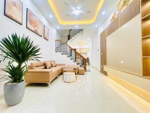 13.5 tỷ bùi xương trạch, thanh xuân dt40m 4t mt 3.7m lh phân lô bộ ca 15m ra oto tránh