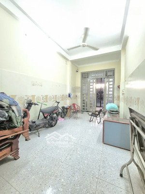 bán nhà hẻm 4m đường ni sư huỳnh liên,p.10,tân bình ,38m2, 3 lầu giá chỉ 5.5 tỷ