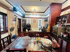 bán nhà nguyễn trãi, thanh xuân. diện tích 71m2. x 4tầng. mặt tiền 5,8m. giá bán 8tỷ3