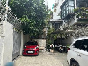 hiếm có - diện tích to 206m2 - hxh võ thị sáu, tđ, q1 - 8 x 33m - 3 tầng - giá 55 tỷ giảm còn 40 tỷ