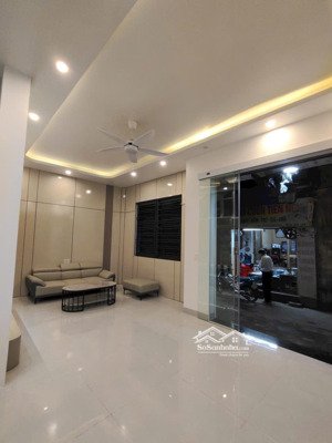 nhờ ace bán giúp ,chính chủ bán nhà 3 tầng 1a hàn giang quang trung tp hải dương 3,8 tỷ dt 46,8 m