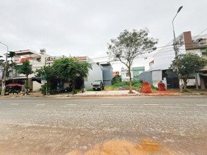 bán đất mặt tiền đường 10m5 trần tử bình, phường hòa xuân, giá 5 tỷ 450 tl