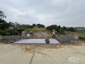 bán đất nghỉ dưỡng bám đường liên xã . view toàn cảnh