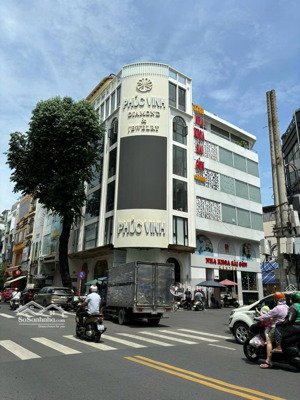 siêu vị trí! góc 2 mặt tiền nguyễn tri phương. dt: 8 x 18m - hầm 7 tầng - hđt: 150 tr. giá 60 tỷ