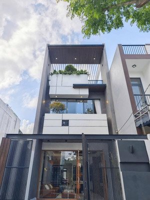 5 tỷ - nhà ngợp võ văn ngân, tđ - đang cho thuê 18 triệu/tháng. khi vip quận thủ đức