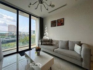 cho thuê cc 1pn, 1wc 2 ban công chỉ với 22 triệu, 60m2 ở vinhomes golden river ba son, q1, hcm