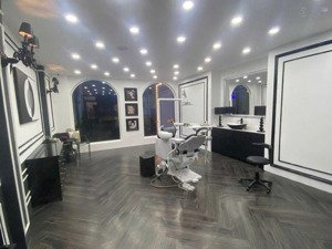 siêu phẩm!! mt nguyễn văn trỗi (6.15x20) 6 tầng có tm - hđ thuê 80tr