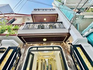 một căn duy nhất - khu phố ẩm thực phan xích long - dân trí cao - xe hơi tới cửa