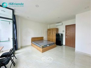 căn hộ dịch vụ ban công full nội thất 42m2 bạch đằng bình thạnh gần hàng xanh nguyễn gia trí quận 1