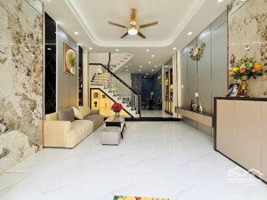 nhà gần sân bay sân tân nhất - quang trung - 2 tầng sổ rõ ràng