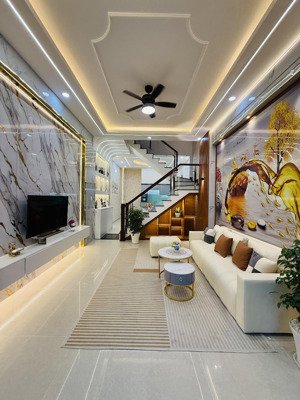 bán nhà tl13 q12, khu vip đường 8m, 4 tầng, 4x15m chỉ 5.45 tỷ