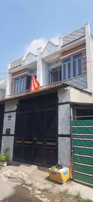 nhà shr 1/lê thị ngay 8*19m 4pn 4wc hẻm 5m lh xem nhà