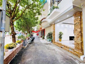 trung tâm thanh xuân - phân lô - ô tô vào nhà - 15m ra mặt phố - 5 tầng thang máy - 50m - 19.8tỷ