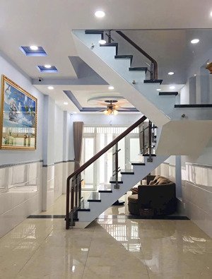 cho thuê nhà nguyên căn dương quảng hàm, gò vấp - 3 lầu