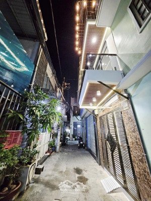 nguyễn sỹ sách siêu phẩm nhà mới 100% chưa qua sử dụng dọn vào ở ngay gần hxh chỉ 4,27 tỷ