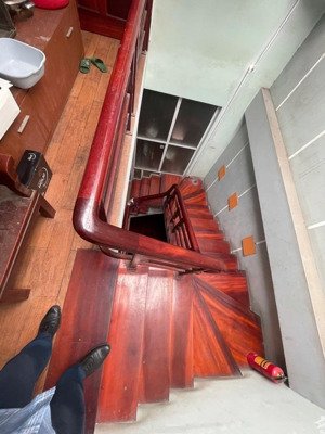 hoàng văn thái - ngõ thông - ô tô tránh