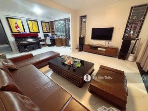 nhà phố thiên lôi 270m ngay sát aeon mall - xây cực đẹp