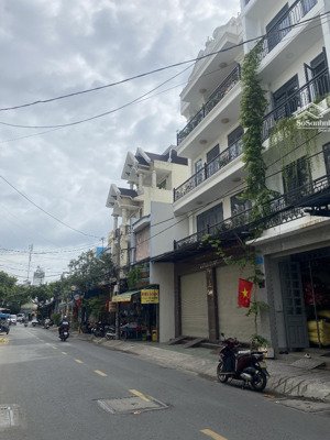 giáp tân phú, mtkd 4 tầng, dt 8x20, sổ vuông, giá 1x tỷ