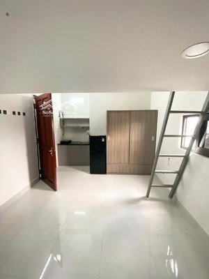 -bán nhà mt ngang lớn 6m, quận 7 ( bùi văn ba ) , có 6 phòng cho thuê nhỉnh 11, x tỷ