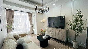 siêu phẩm căn góc 8b3-12 tk 3pn 2wc 72m2 sky garden 3 đẳng cấp hàng hiệu nhập khẩu mới 100%