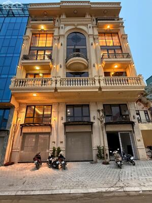 Bán nhà mặt phố Đàm Quang Trung,Long Biên 8 tầng,71m,mt4.6m vỉa hè,kinh doanh nhỉnh 27 tỷ