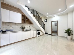 nhà đẹp hẻm xe hơi đinh bộ lĩnh p26 bình thạnh - 3 tầng 5pn khép kín - 40m2 - chỉ 8,68 tỷ tl