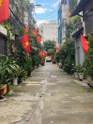 chủ bán gấp nhà nguyễn xí hẻm 7 m oto đậu trước cửa diện tích hiếm 68m2 đất giá 11 tỷ 5 tl