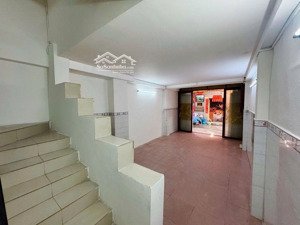 hàng hiếm giá tốt khó có thể tìm được trong khu vực trung tâm quận 6 - chỉ hơn 5 tỷ có ngay nhà đẹp