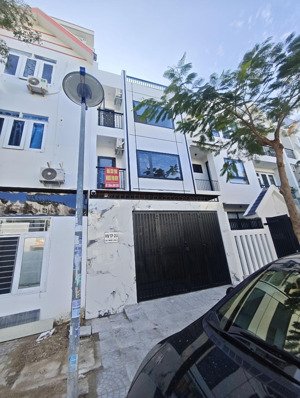 cho thuê nhà riêng 5pn, 6wc, 100m2 tại kđt phước long b, nha trang