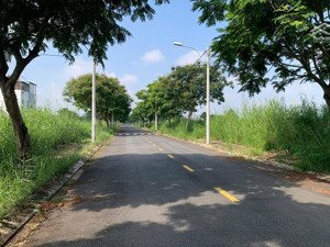 chủ giảm gia bán nền đất khu dân cư sài gòn village chỉ còn 2,05 tỷ