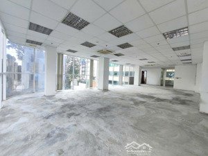 văn phòng cho thuê 115m2. vị trí trống: lầu 6 - yến thế, p.2, tân bình